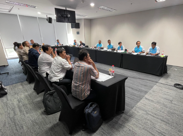 Lembaga Kerjasama (LKS) Bipartit sebagai suatu pengantar.